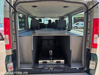 2012-renault-trafic-1466571-48080182