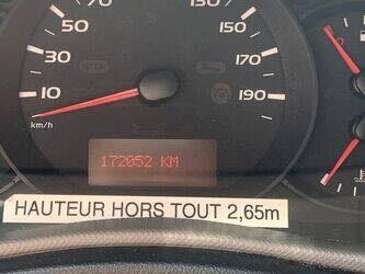 2015-renault-master-1466573-48080272