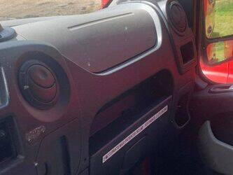 2015-renault-master-1466573-48080274