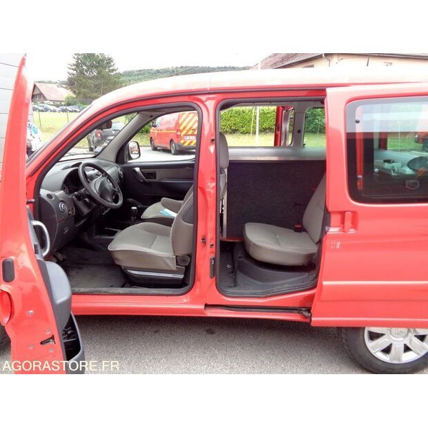 2008 Citroen BERLINGO-48080291