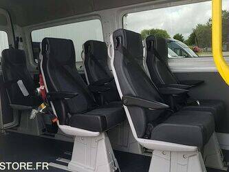 2021-volkswagen-crafter-1466575-48080323