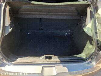 2014-renault-clio-1466580-48080439