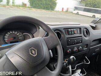 2011-renault-master-1466582-48080522