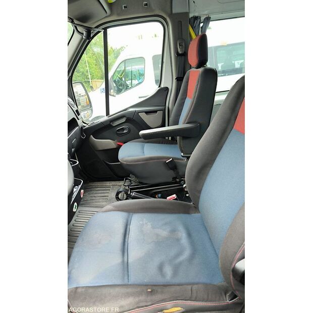 2011 Renault Master-48080523