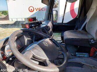 2007-renault-premium-1466584-48080549