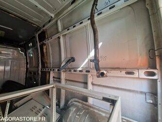 2008-renault-master-1466588-48080698