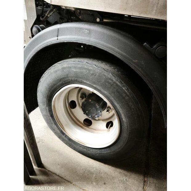 2020 Mitsubishi Fuso CANTER-48081063