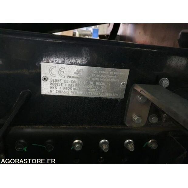 2020 Mitsubishi Fuso CANTER-48081066