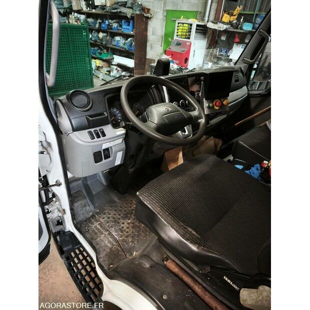 2020 Mitsubishi Fuso CANTER-48081072