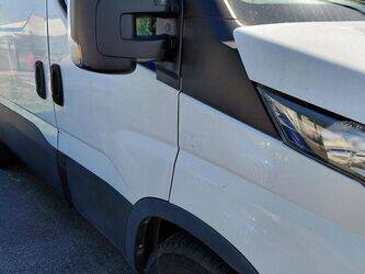 2017-iveco-35s14n-1466089-48081178
