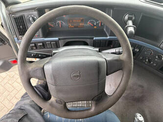 2007-volvo-fm-400-1466601-48083171