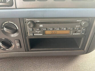 2007-volvo-fm-400-1466601-48083175
