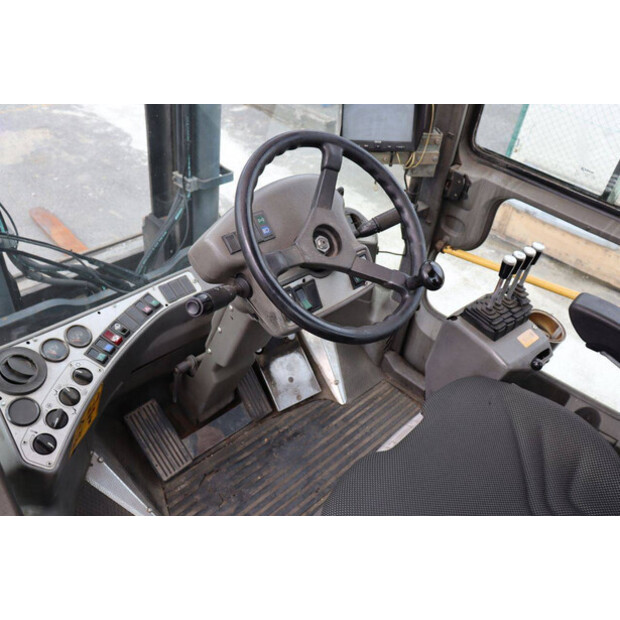 2002 KALMAR DCD 75-6-48083283