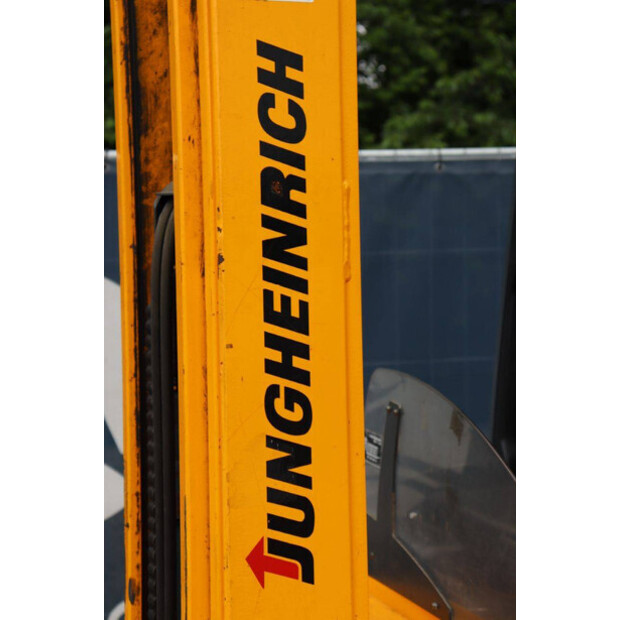 2006 Jungheinrich ETV 110-48083509