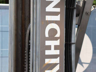 nichiyu-fb25pn-48083614