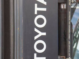 2016-toyota-8fdjf35-48083689