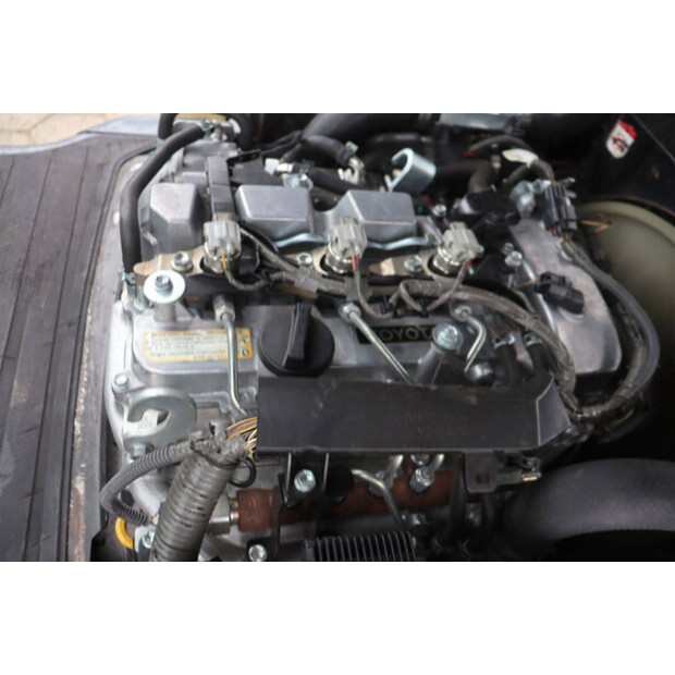 2016 Toyota 8FDJF35-48083710