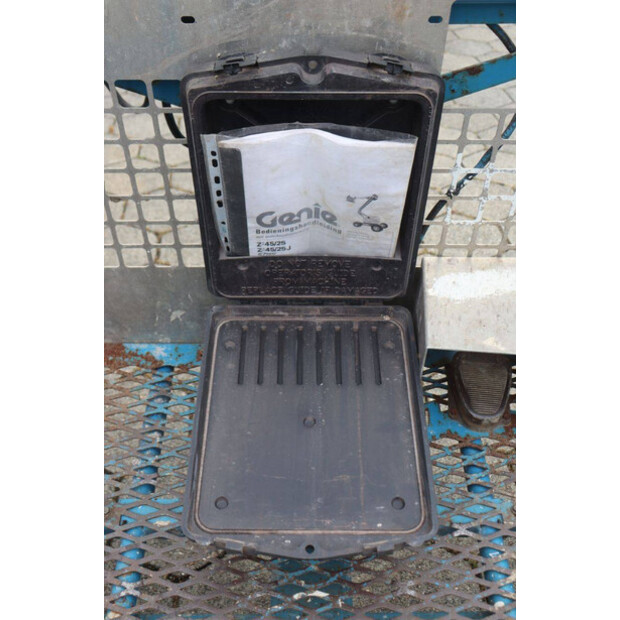 2005 Genie Z-45/25-48083730