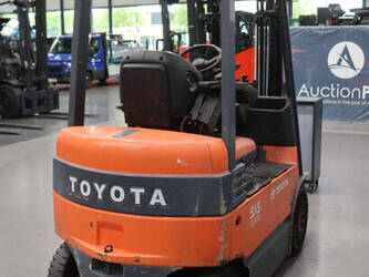 2007-toyota-7fbmf16-1466637-48084319
