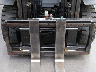 2007-toyota-7fbmf16-1466637-48084328