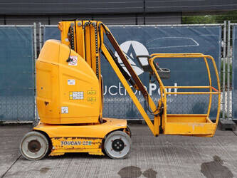 2015-jlg-toucan-10e-1466653-48084894