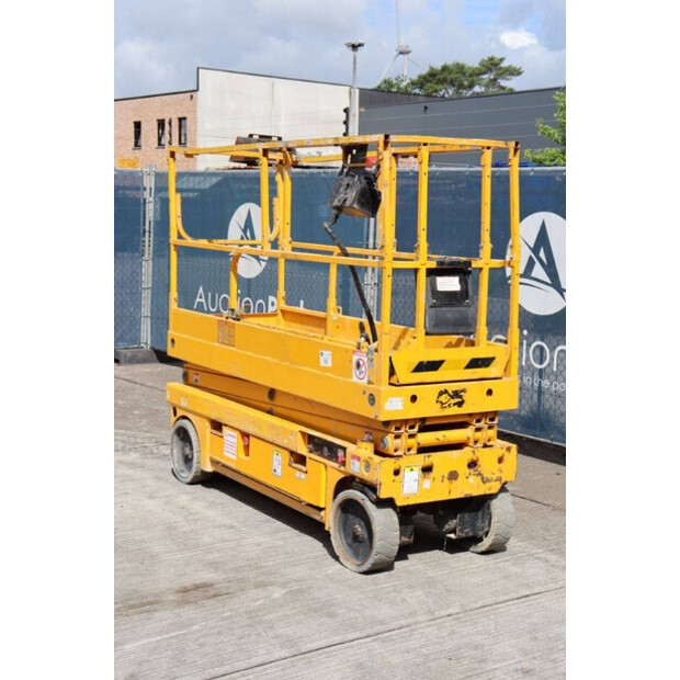 2012 Haulotte COMPACT 8-48085002