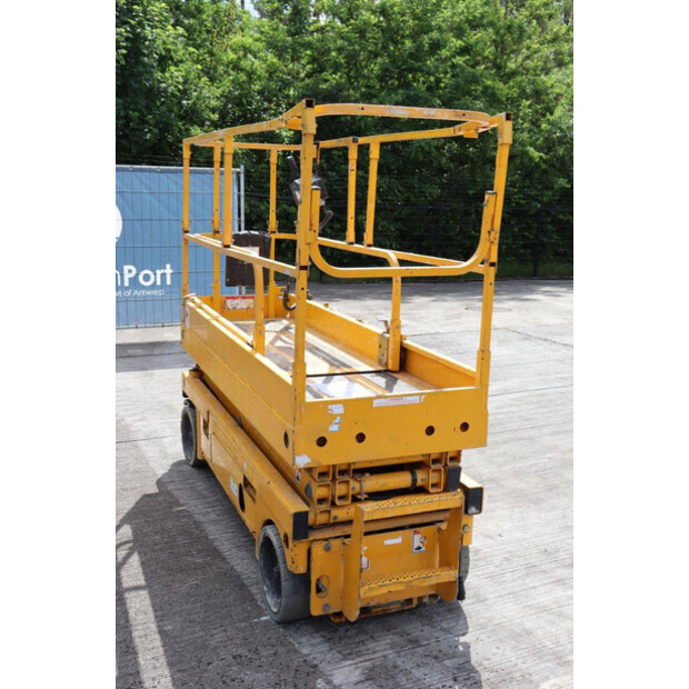 2012 Haulotte COMPACT 8-48085005
