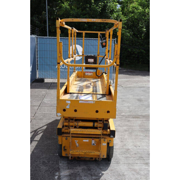 2012 Haulotte COMPACT 8-48085006