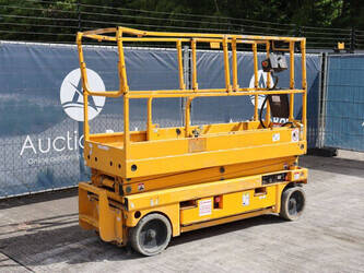 2012-haulotte-compact-8-1466656-48085007
