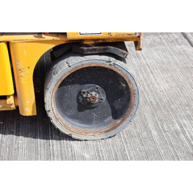 2012 Haulotte COMPACT 8-48085012