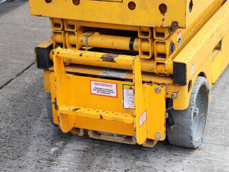 2012-haulotte-compact-8-1466657-48085046