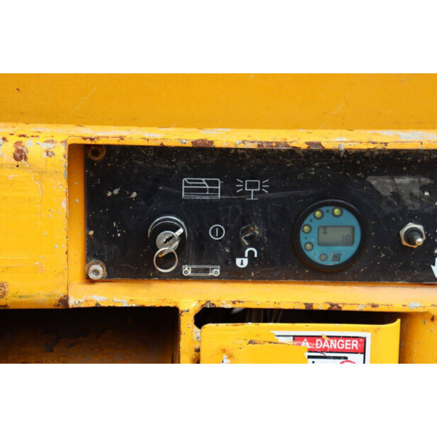 2012 Haulotte COMPACT 8-48085051