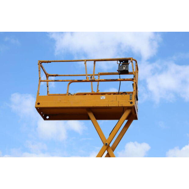 2012 Haulotte COMPACT 8-48085058