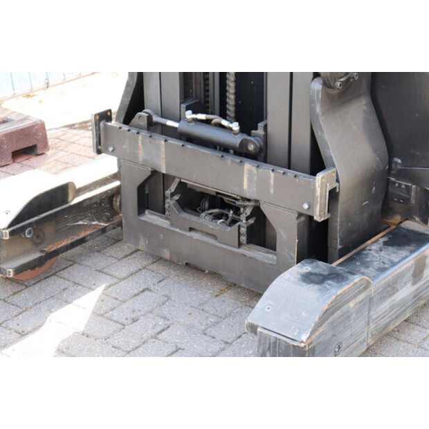 2016 BT Reflex-48085387