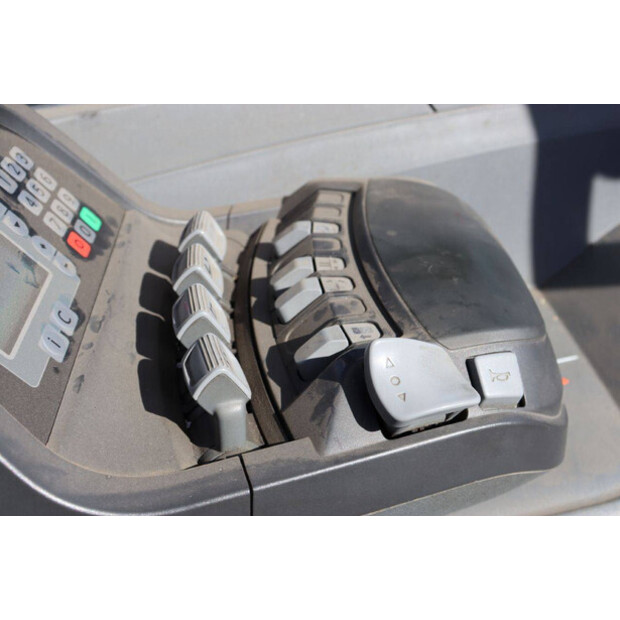 2016 BT Reflex-48085397