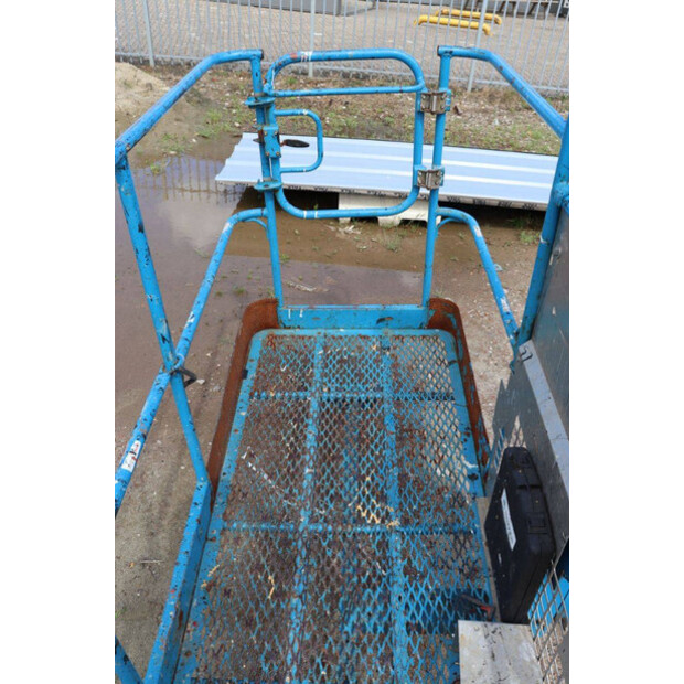 2008 Genie S-65-48085569