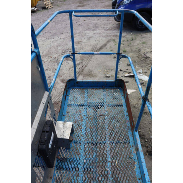 2008 Genie S-65-48085570