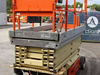 2008-jlg-3246es-1466674-48085588
