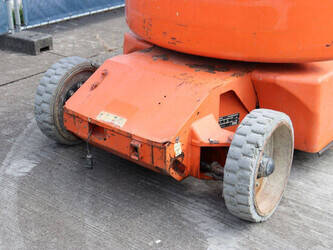 2006-jlg-e400ajpn-1466675-48085632