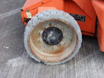 2006-jlg-e400ajpn-1466675-48085636