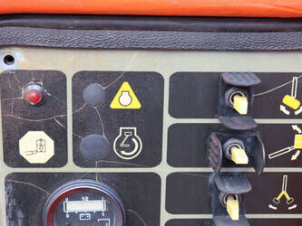 2006-jlg-e400ajpn-1466675-48085650