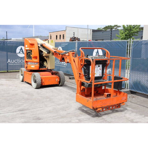 2007 JLG E300AJP-48085664