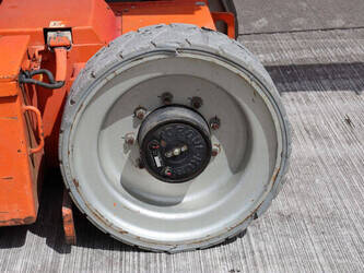 2007-jlg-e300ajp-1466676-48085673