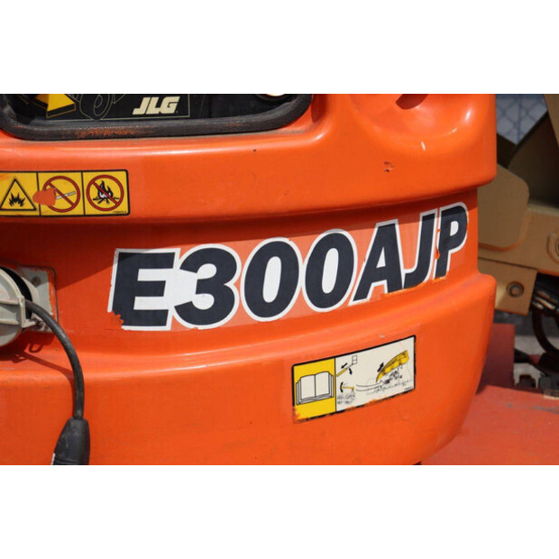 2007 JLG E300AJP-48085674