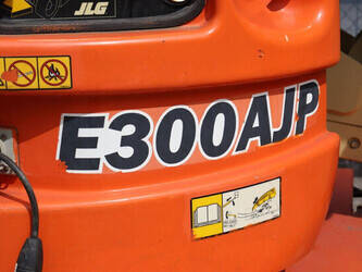 2007-jlg-e300ajp-1466676-48085674