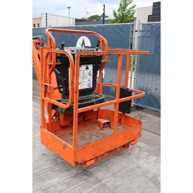 2007 JLG E300AJP-48085676