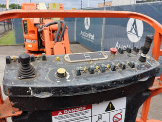 2007-jlg-e300ajp-1466676-48085679
