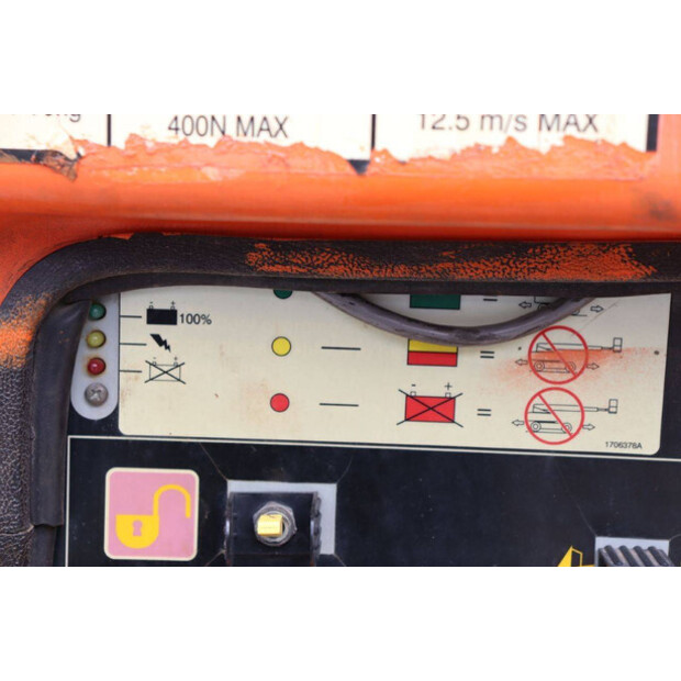 2007 JLG E300AJP-48085689