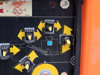 2007-jlg-e300ajp-1466676-48085692