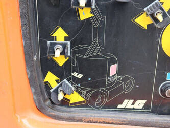 2007-jlg-e300ajp-1466676-48085693